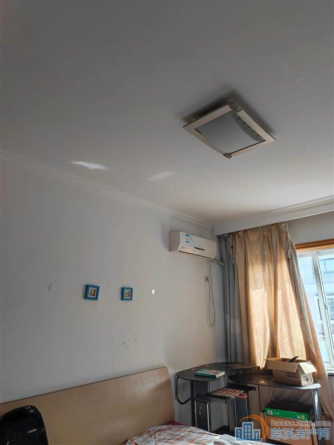 旦山花园万基区