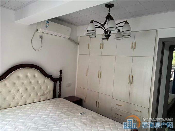 水门路2室2200元,看房方便