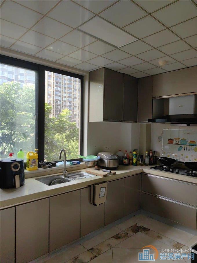 金仕华庭 精装124平方189万文锦书院