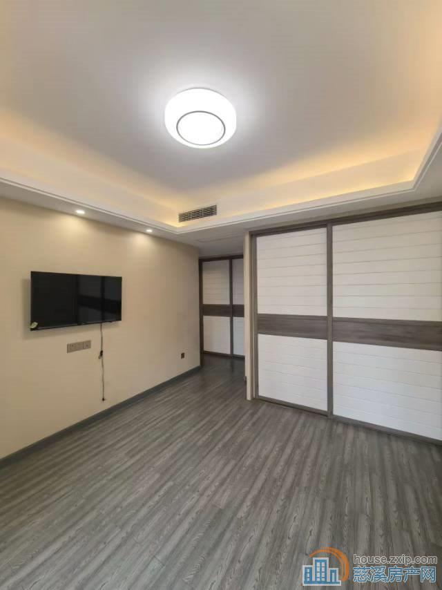 祥生祥园168平四室二厅二卫精装满二年