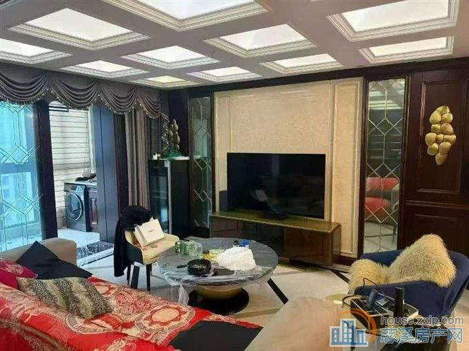 保利二期201平黄金楼层豪装225万