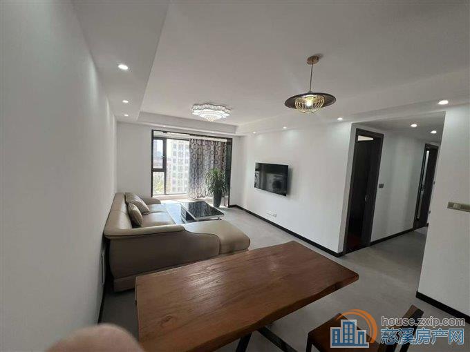 中海湖心半岛3室两厅