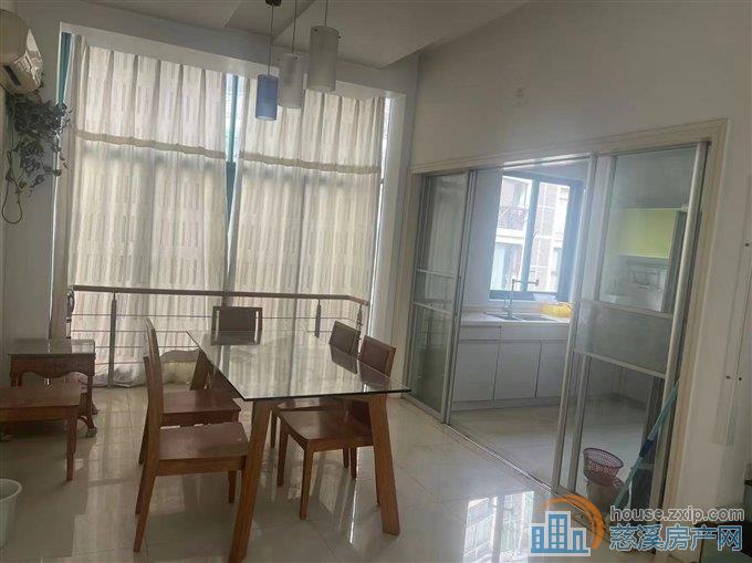 东方明珠三复四复五255平精装288万