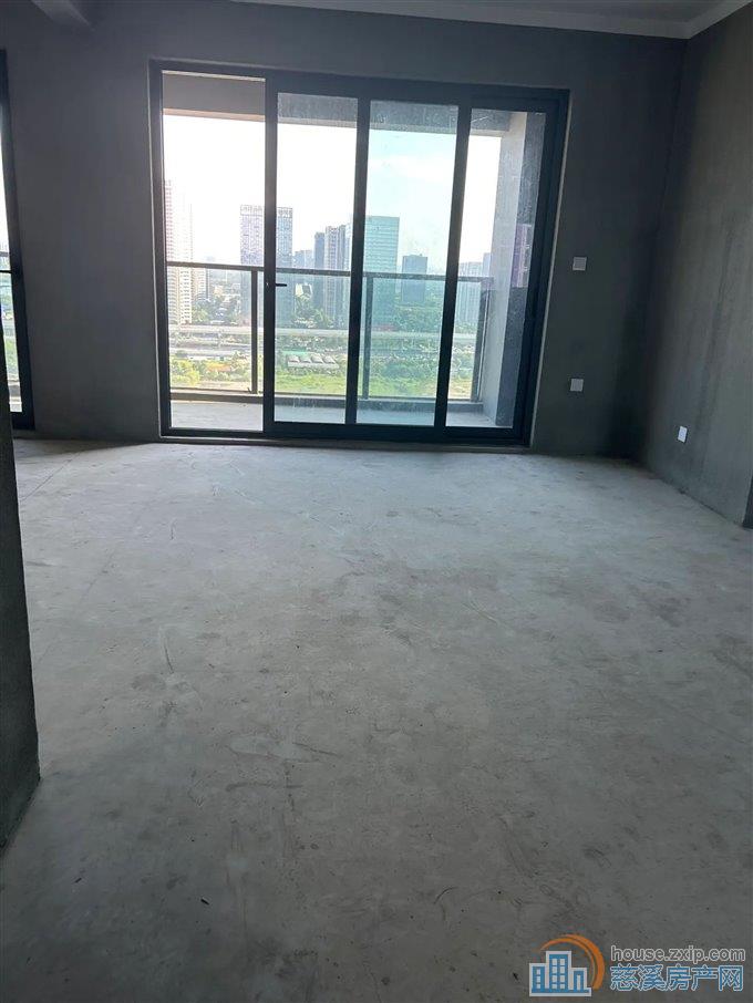 急卖中交玉宸园 毛坯129平方165万