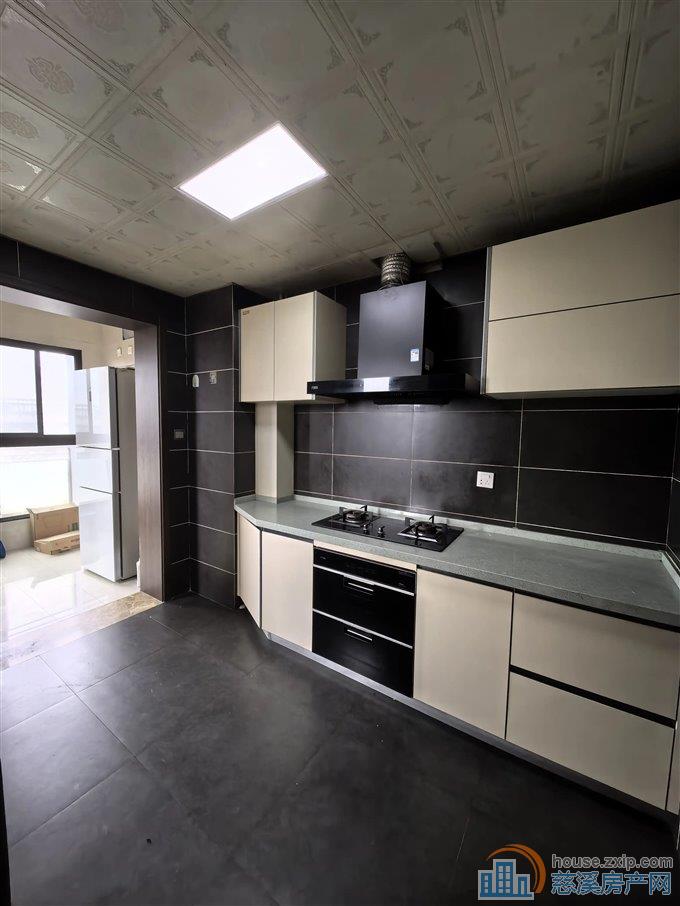 金地鸿悦 精装 楼层好 有车位