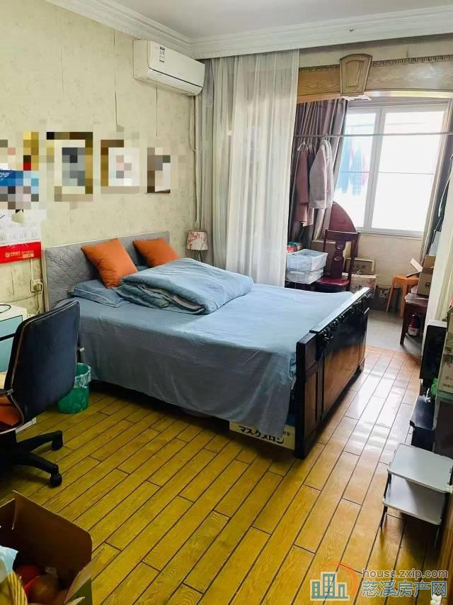 特价,园丁新村直地四楼85平带架空层