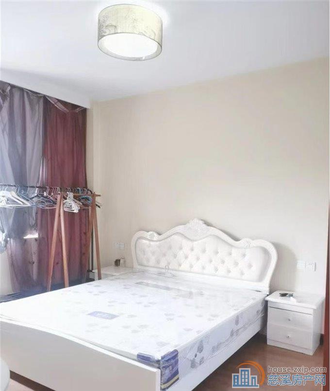 和润公寓61平精装楼层佳80万满2年