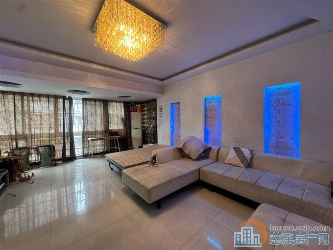 吉祥新村四区118平95万送车库