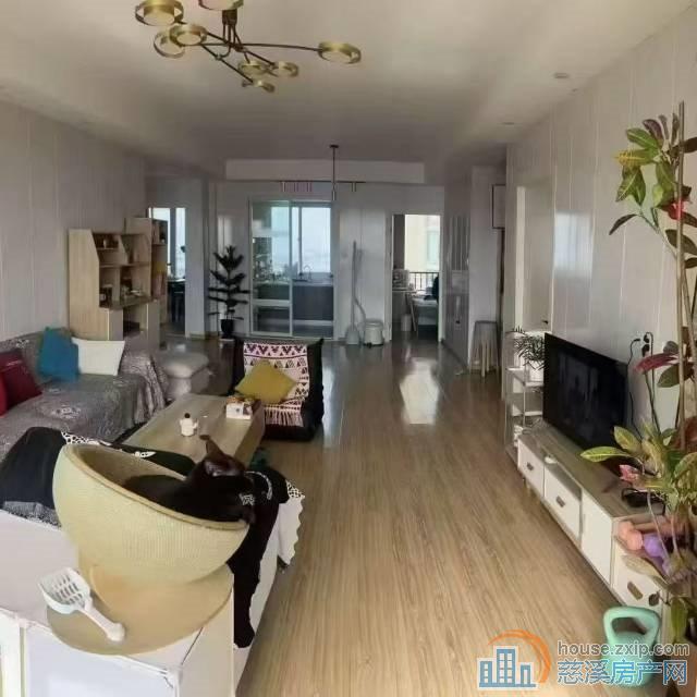 中梁泊景庭130平洋房顶楼简装129万