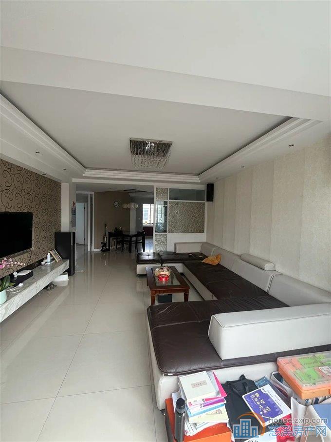 天和家园西区147平126万送车位