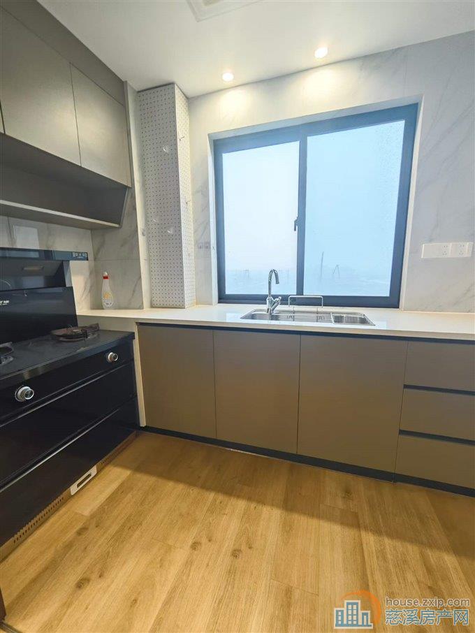 珑玥府3室电梯洋房精装修拎包入住直接钥匙