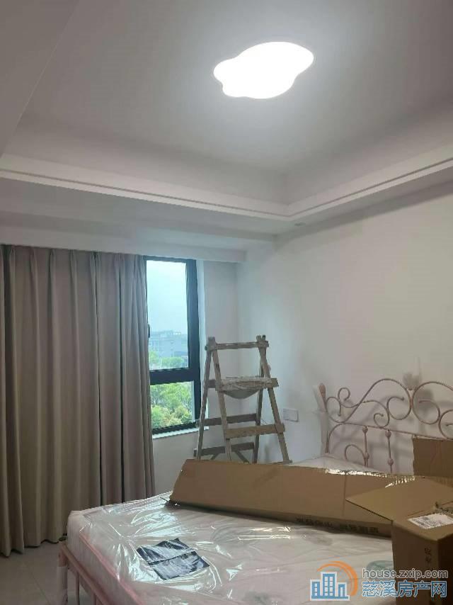 崇文府90平方精装