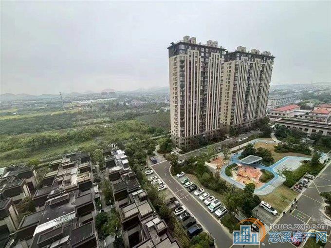 翡丽湾120平楼层佳72.8万采光佳
