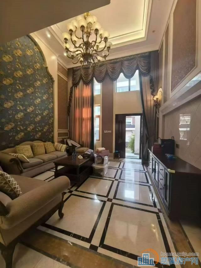 越溪梅园联排别墅310平豪装630万