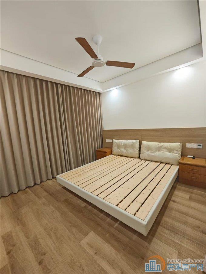 珑玥府3室电梯洋房精装修拎包入住直接钥匙