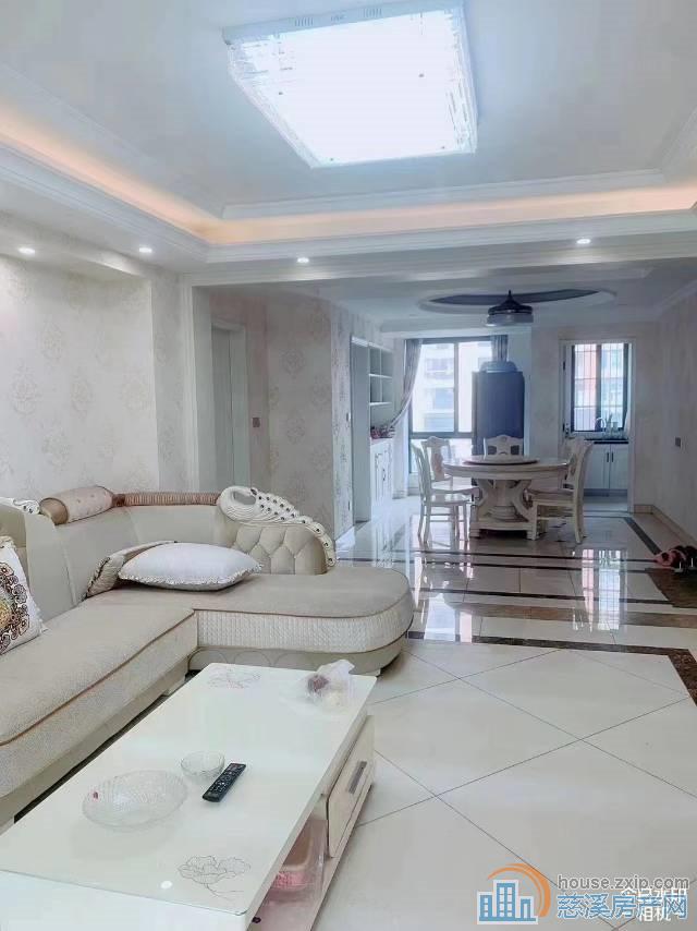 上笆里花苑137平,精装修115万