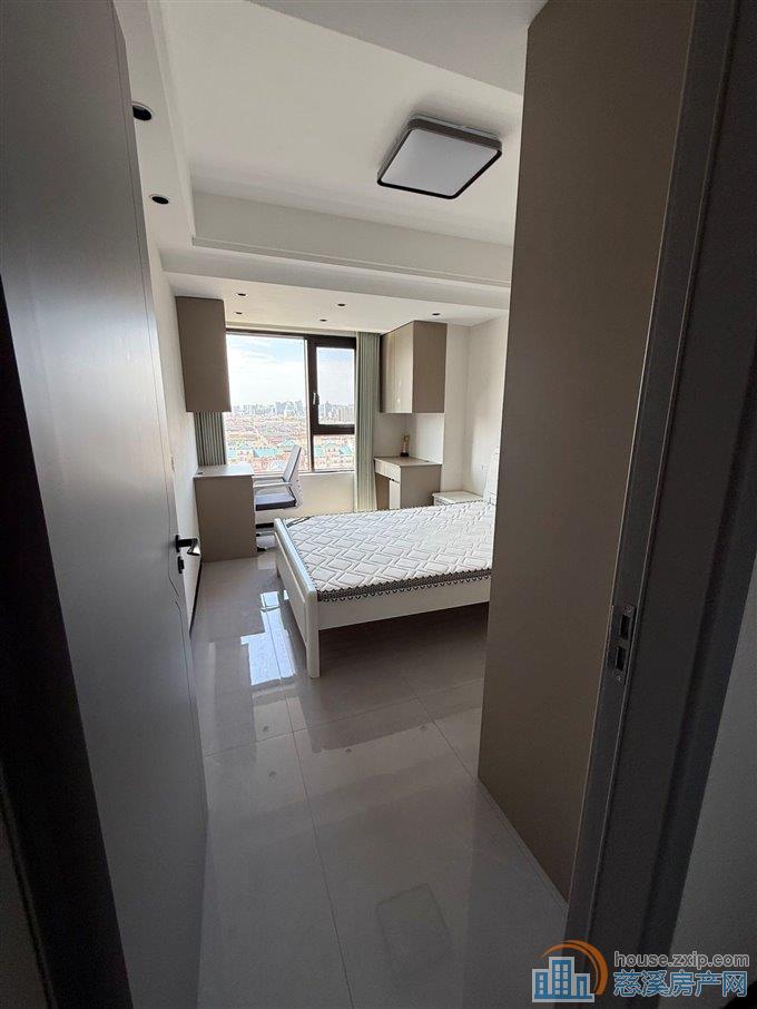 誉林府高层精装修低价出售