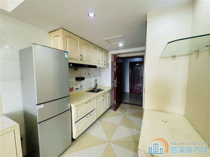 泰悦公寓多套出租！！