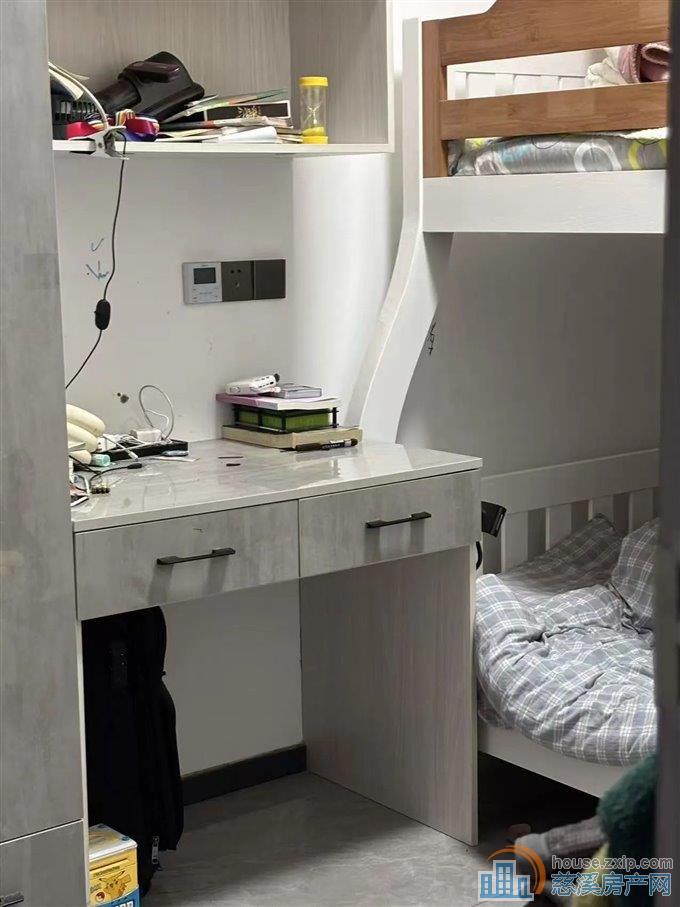 新潮塘北苑 精装83平方96万 文锦XQ