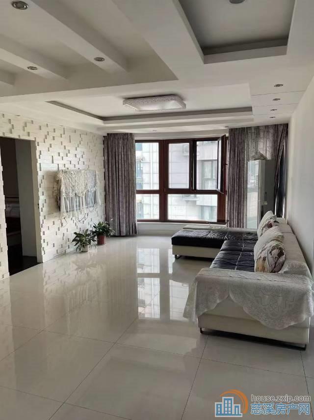 和润公寓134平精装楼层佳133.8万