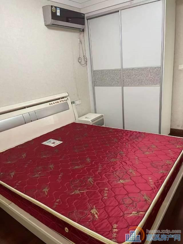 和润公寓134平精装楼层佳133.8万