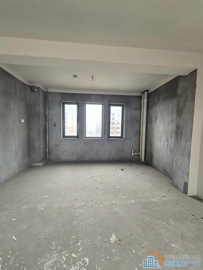 双喜花园 大平层193平方208万车位