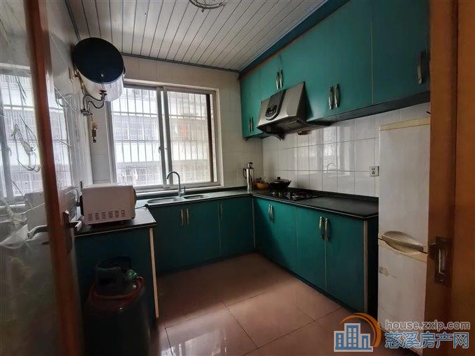 吉祥新村四区137平119.8万送车库