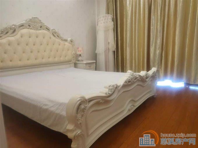 新塘家园3楼88平十车位精装修77万