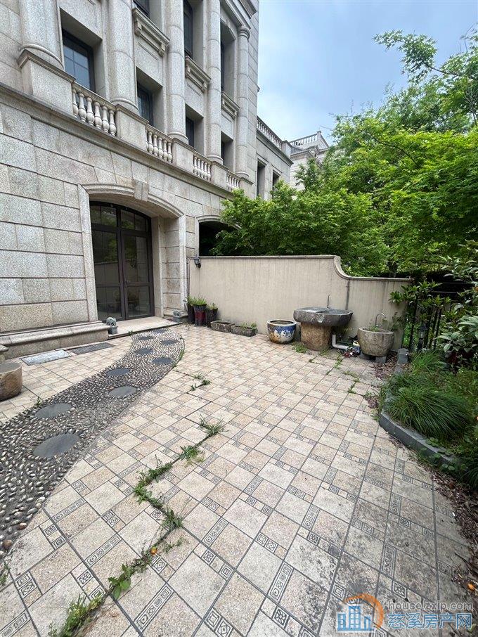 上林原著·联排别墅 前后花园