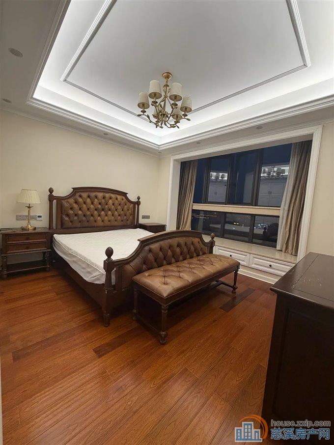 金仕华庭 118平实际140平精装带地暖