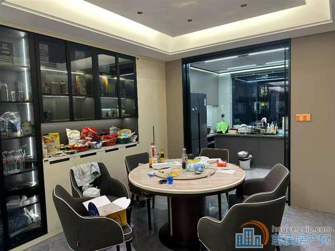 旦山府楼层佳118平精装298万