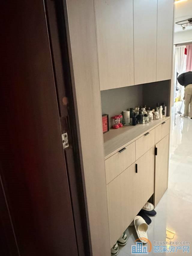 江滨之城 壹号院 精装 159.8万