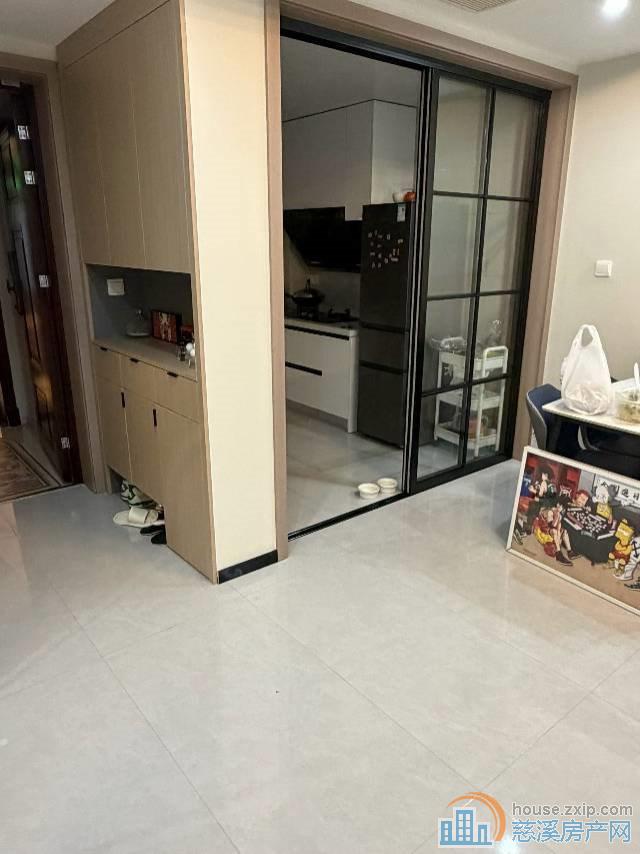 江滨之城 壹号院 精装 159.8万