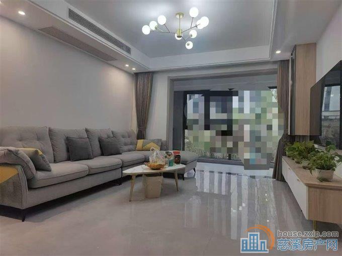 阅江府132平208万