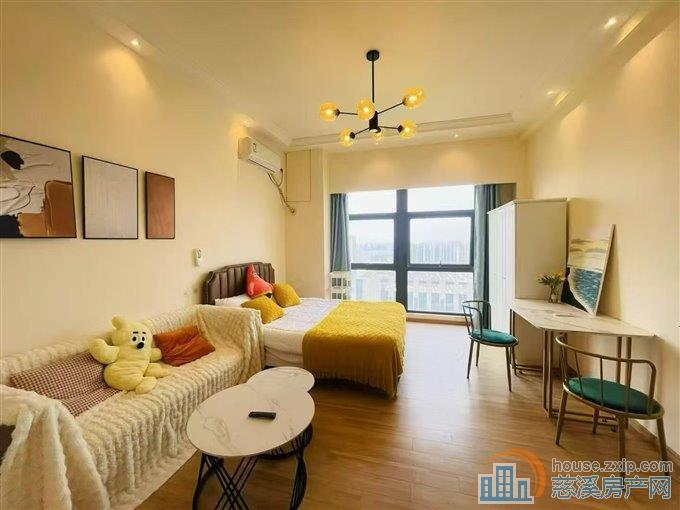 海铂中心多套出租！！