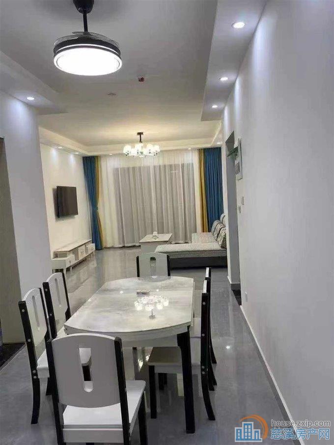 阳光城二期四室二卫