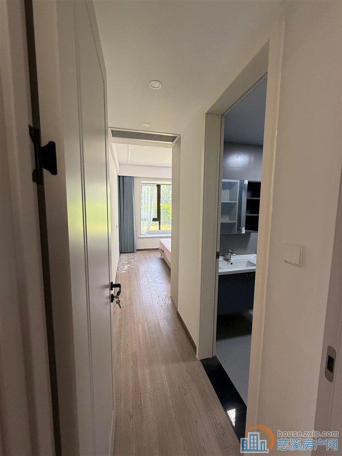 誉林府双XQ洋房112平低价出