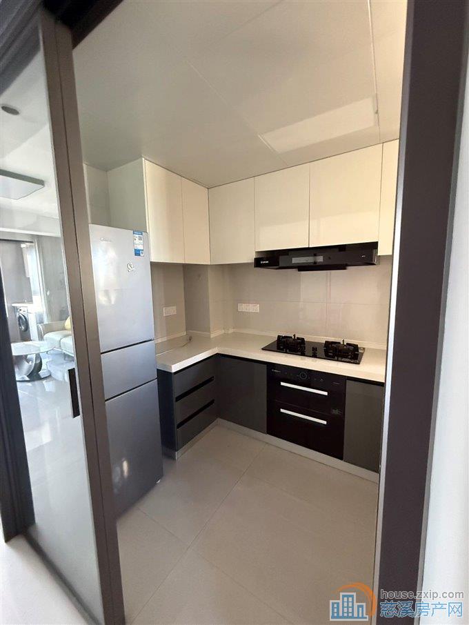 誉林府高层精装修低价出售