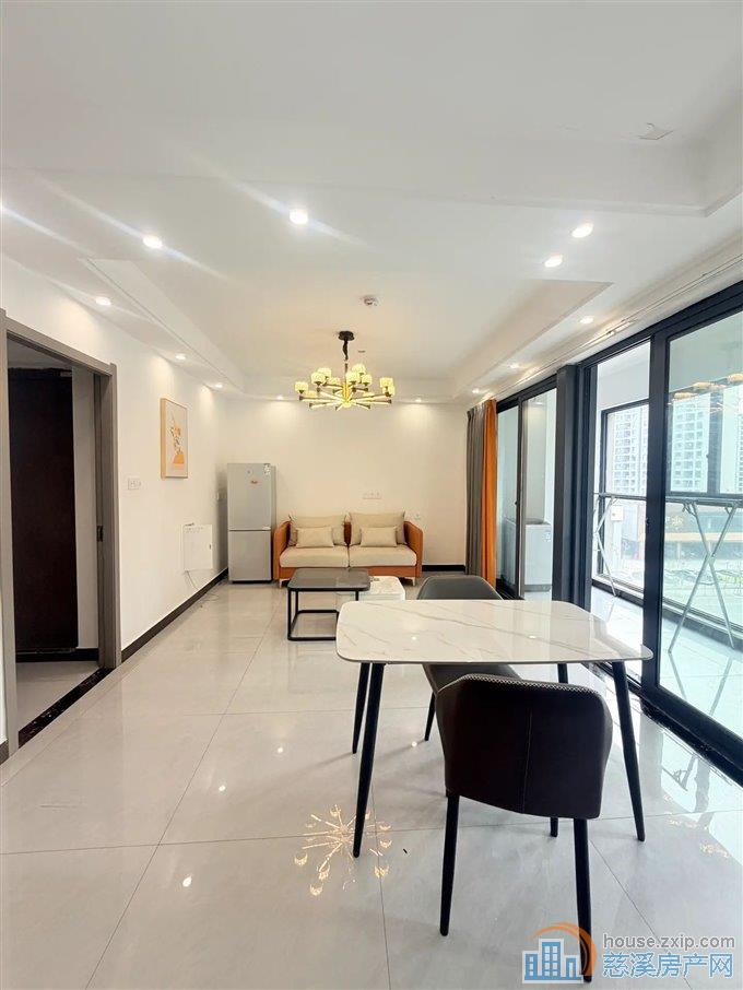 蓝光碧桂园悦未来嘉苑