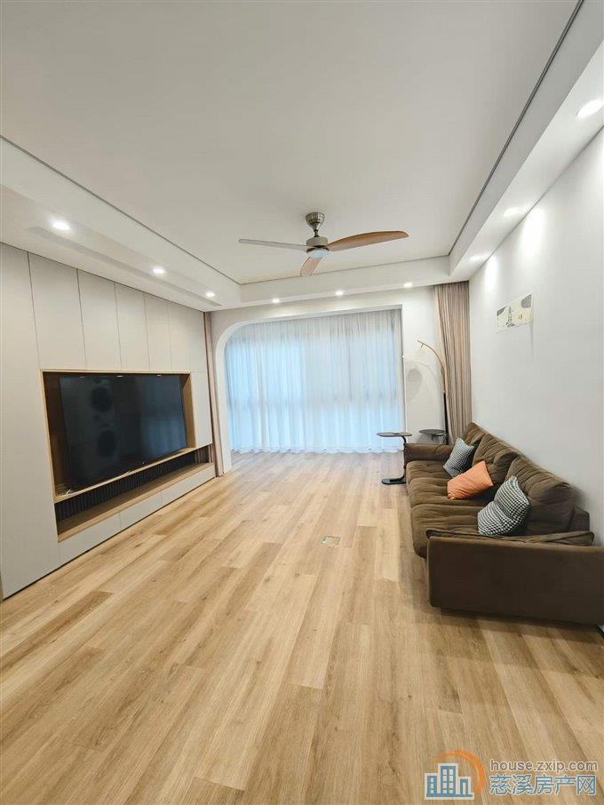 珑玥府3室电梯洋房精装修拎包入住直接钥匙