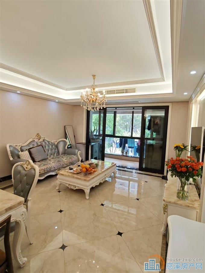 绿城诚园精装房东保养好