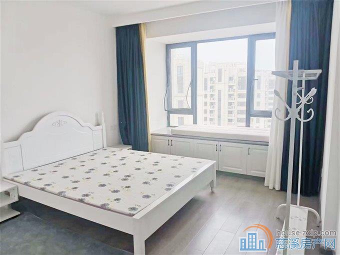 中海湖心半岛湖景房四室精装直接房源钥匙在