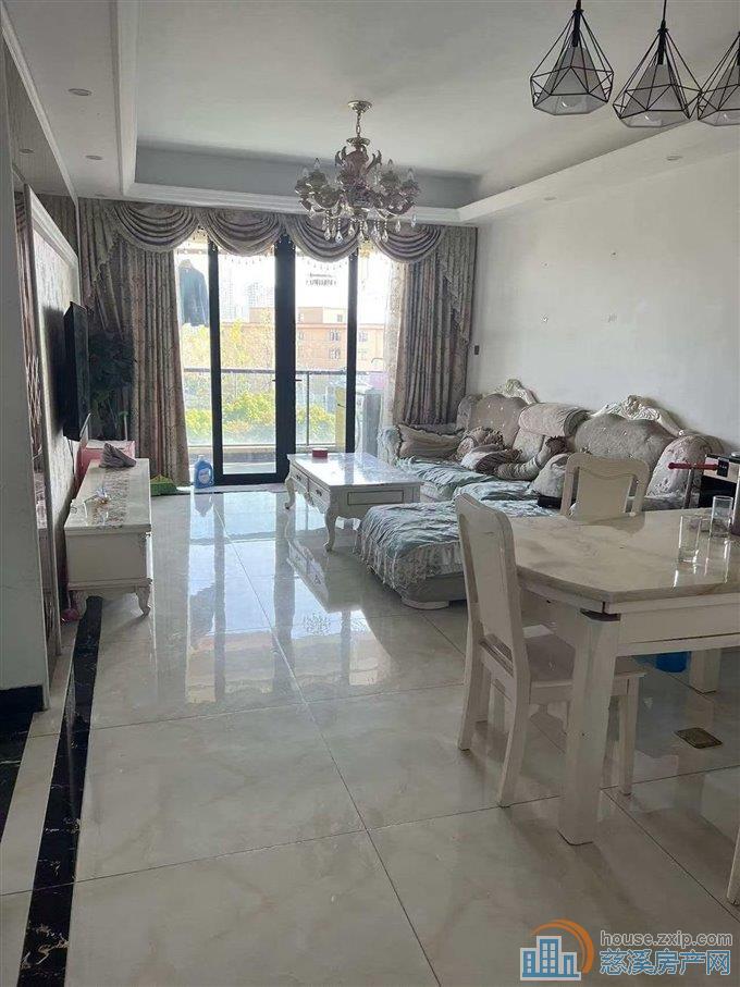 绿城诚园110平精装修3500每月