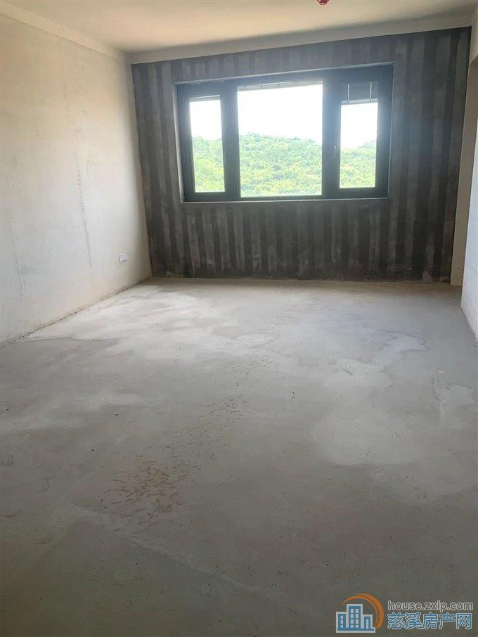 江岸臻园124平135万黄金楼层