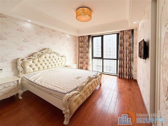 界牌新村 138平145万 精装好楼层