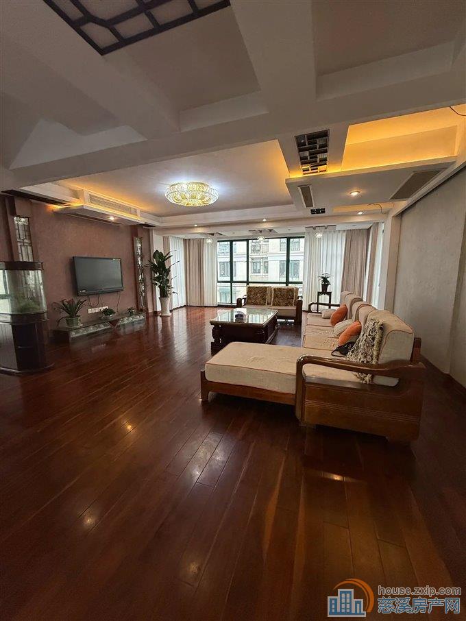 金旦花园 精装复式 三开间朝南 户型好 