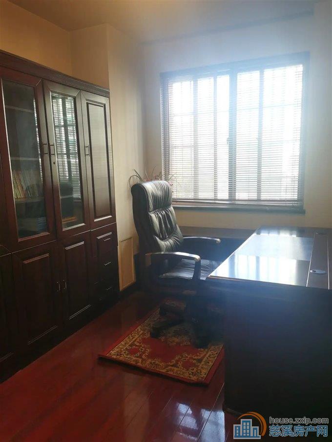 急售嘉和名苑167平178万附赠车位