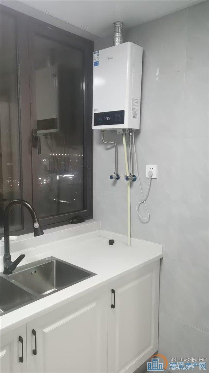 中海湖心半岛湖景房四室精装直接房源钥匙在