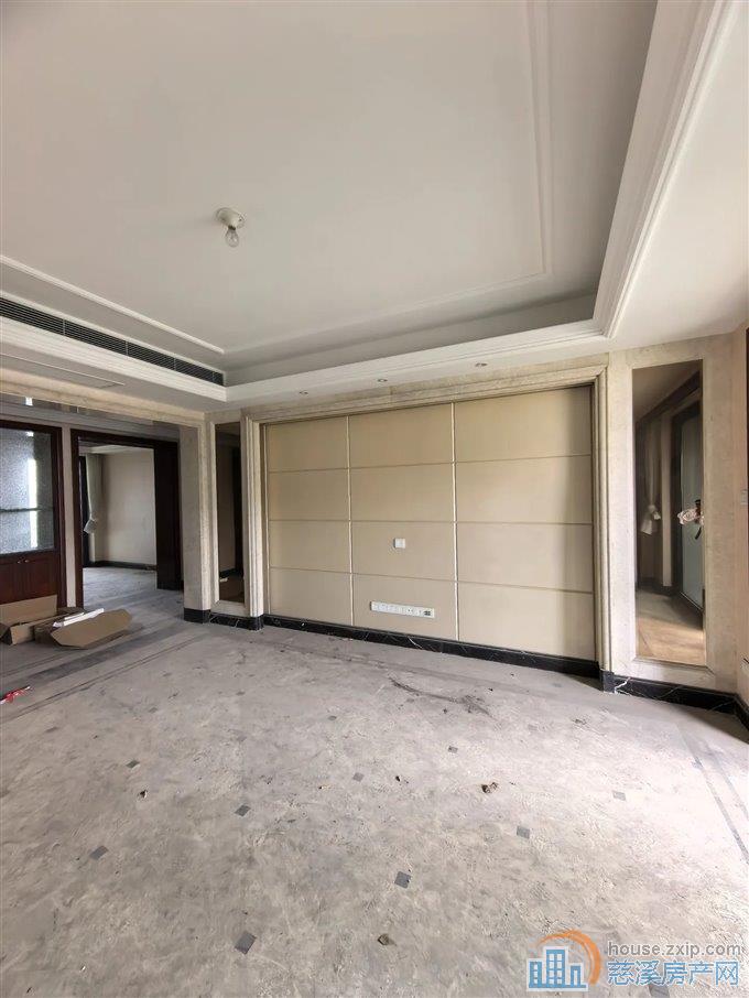 绿城慈园162平380万送车位LW位置