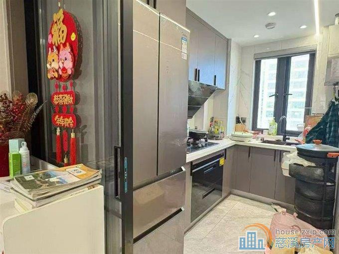 天铂佳苑110平豪装 115万